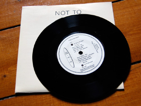 Colin Newman 'We Means We Starts' label B side